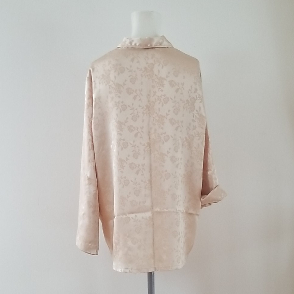 Victoria's Secret Pink Label Satiny Cream PJ Top. - Picture 6 of 14